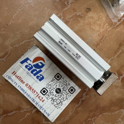 Xy lanh khí SMC MGPM16-40Z