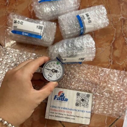 Đồng hồ đo áp suất SMC G46-10-02