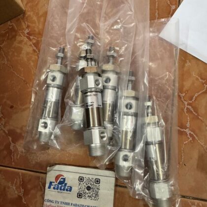 Xy lanh khí nén SMC CDM2B20-15Z1